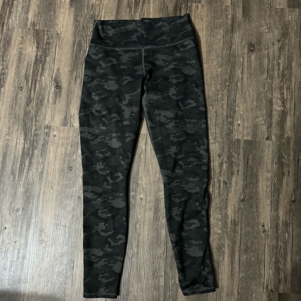 Camo Fabletics leggings